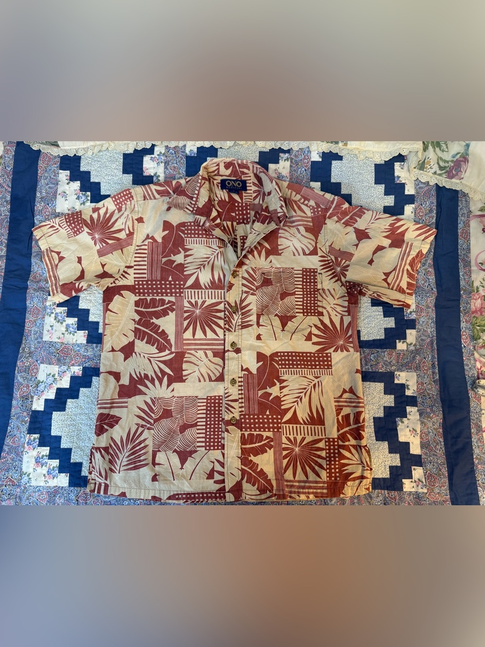 ONO & Company Vintage style Beige and Rust Red Hawaiian Print Shirt